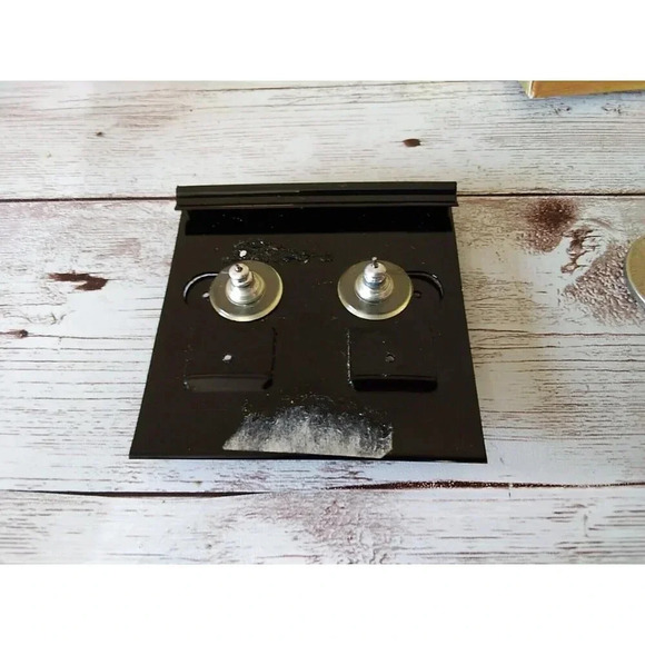 Perfect Condition Pink and Gold Plated 1980s Vintage Earrings - Picture 3 of 4